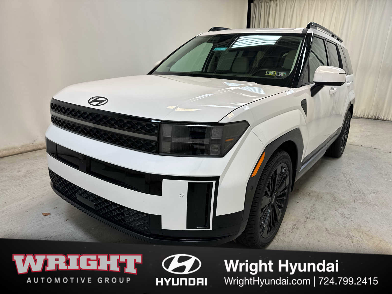 Used 2025 Hyundai Santa Fe Calligraphy image 3