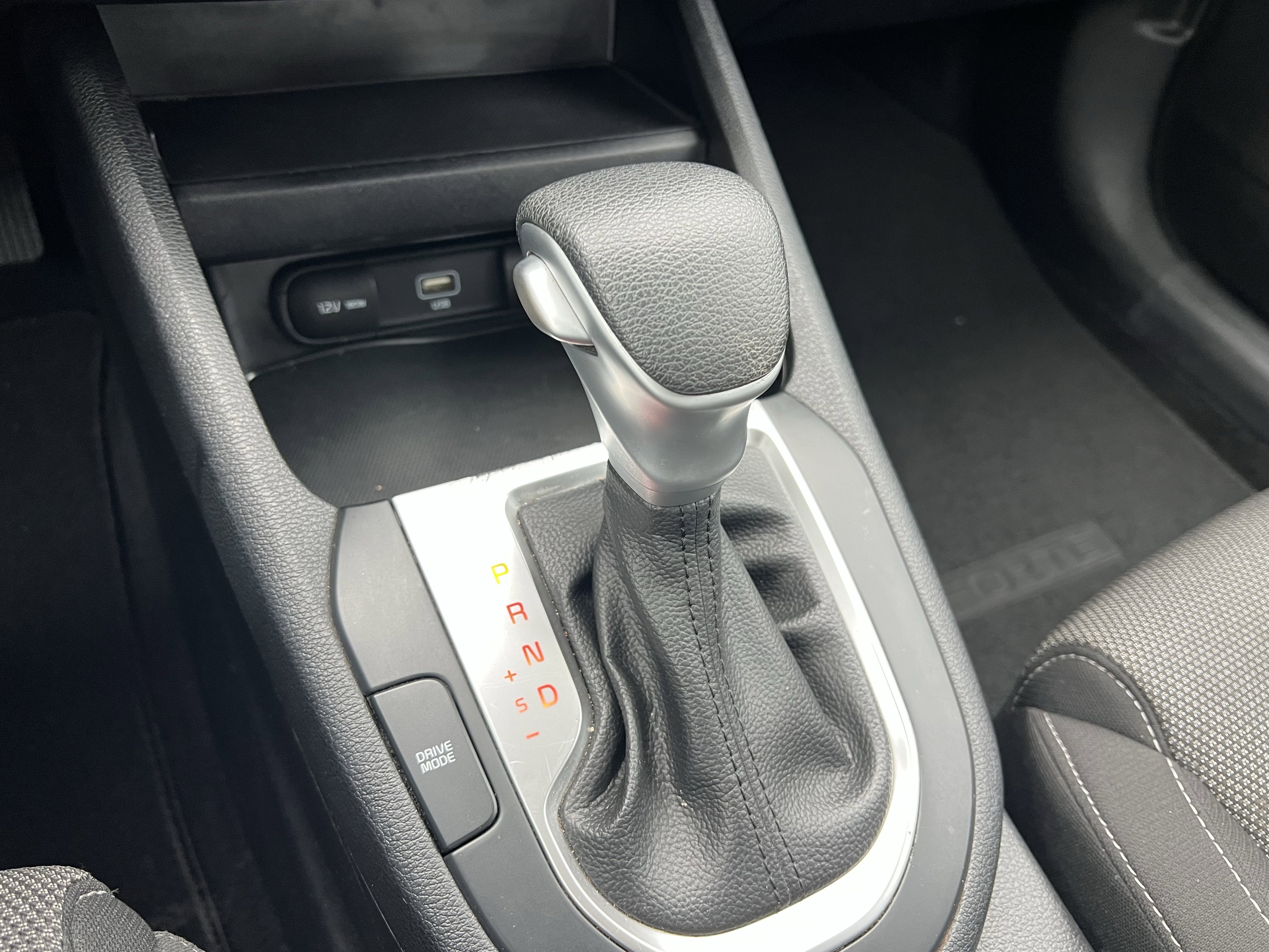 Used 2023 Kia Forte LXS image 29