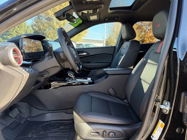 New 2026 Chevrolet Trax RS w/ Sunroof Package image 15