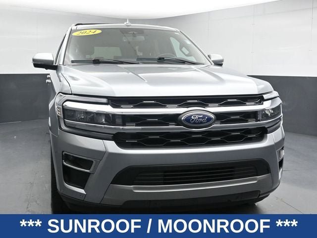 Used 2024 Ford Expedition Limited AWD/4WD image 5