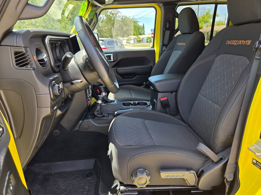 Certified 2024 Jeep Gladiator Mojave w/ Technology Group AWD/4WD image 13