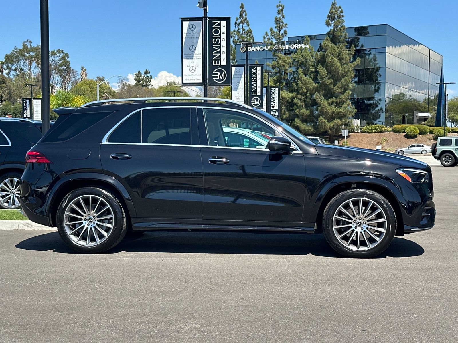 Certified 2026 Mercedes-Benz GLE 350 4MATIC image 2