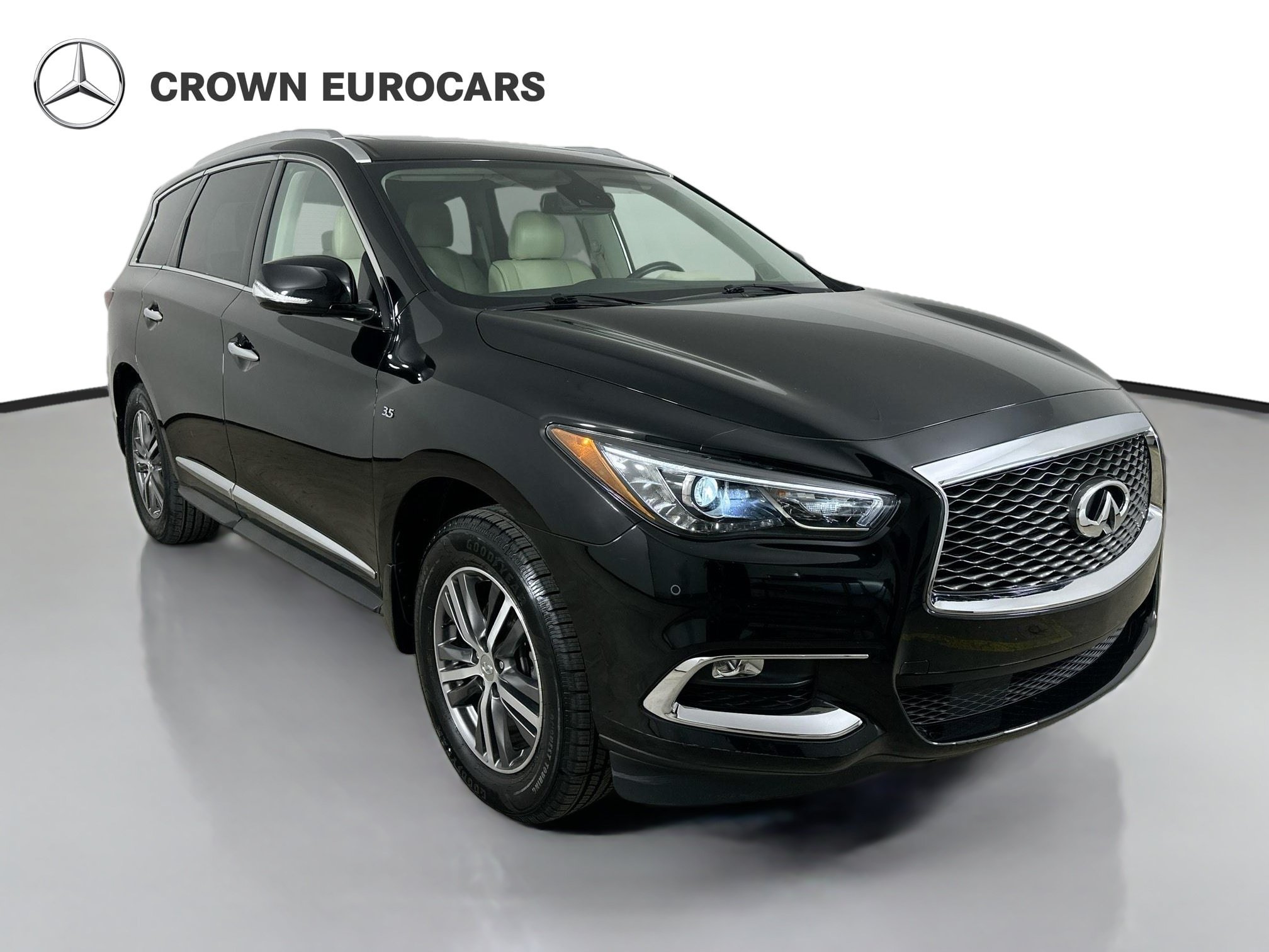 Used 2020 INFINITI QX60 Luxe w/ Essential Package AWD/4WD image 3