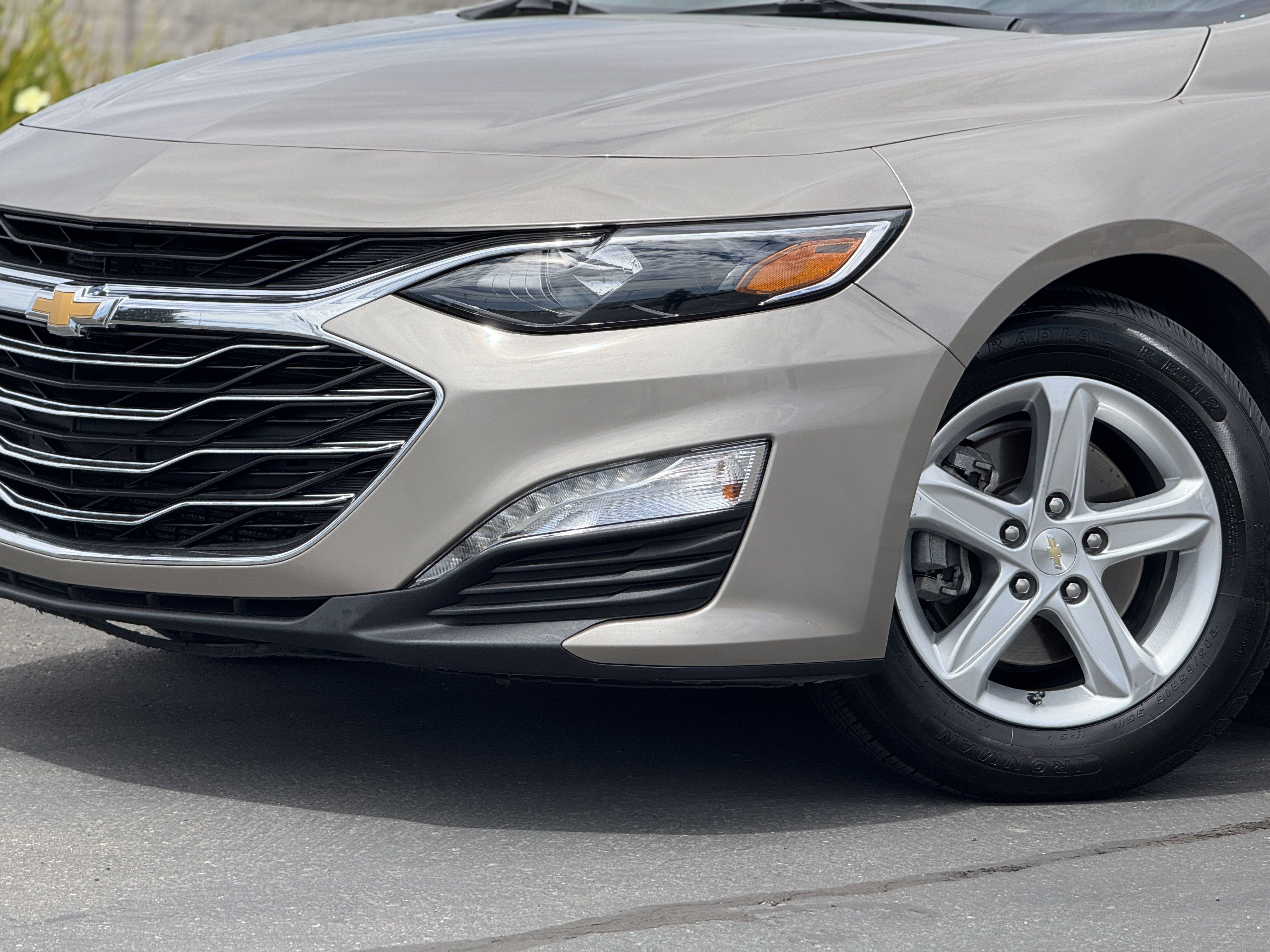 Certified 2023 Chevrolet Malibu LT image 3