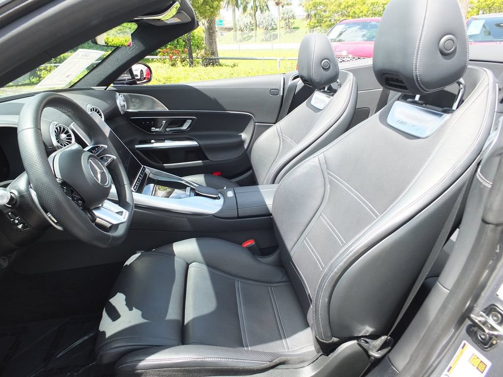 Used 2023 Mercedes-Benz SL 43 AMG image 24