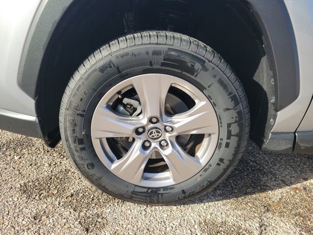 Used 2024 Toyota RAV4 XLE image 26