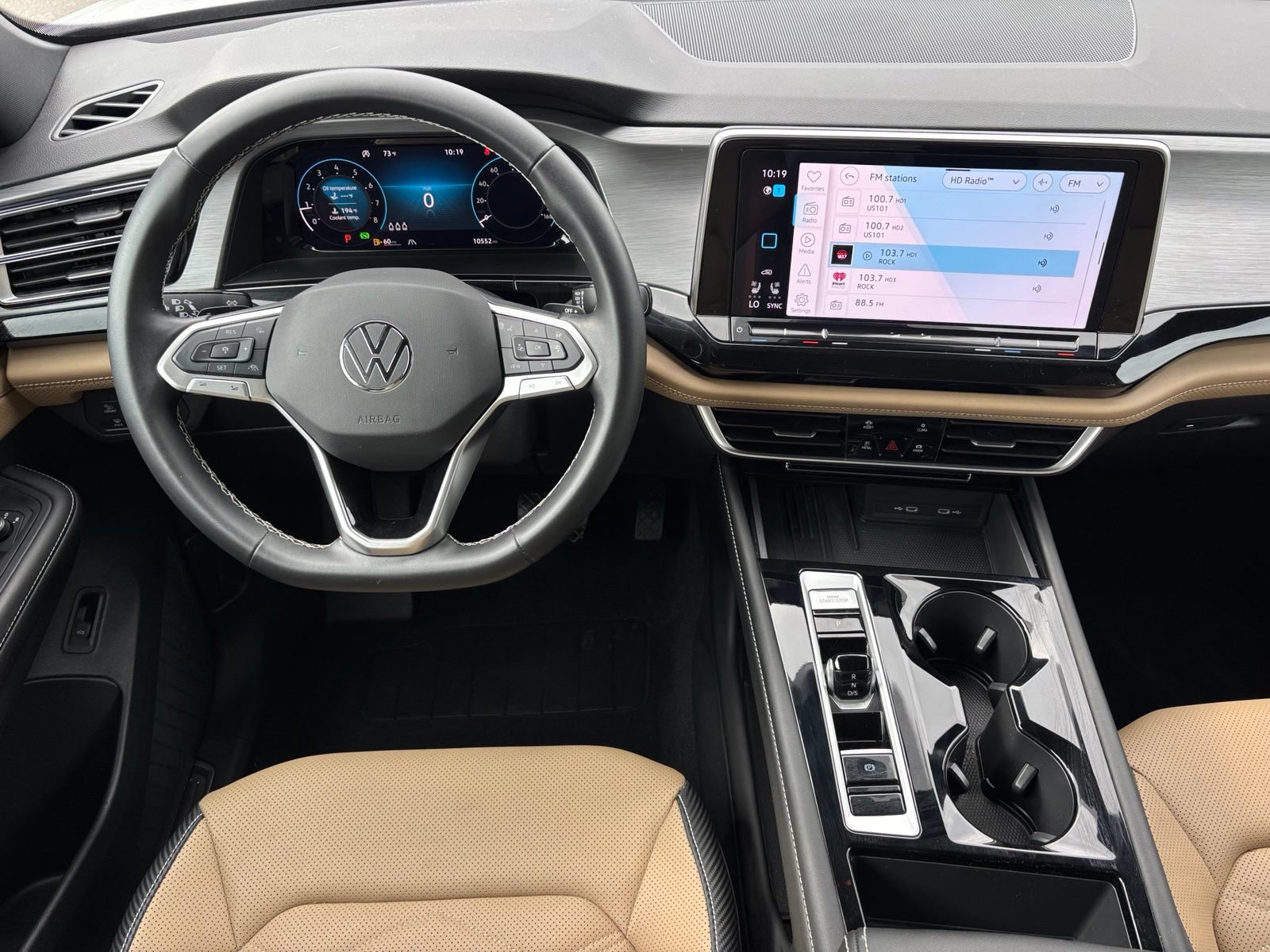 Used 2026 Volkswagen Atlas Cross Sport SE w/ Black Wheel Package FWD image 18