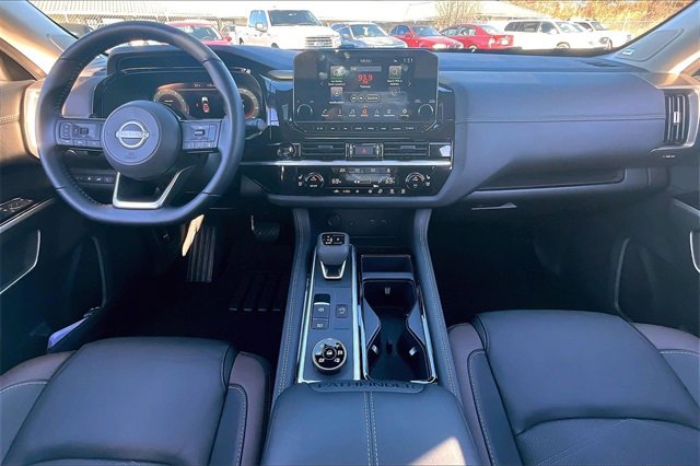 Certified 2025 Nissan Pathfinder Platinum w/ Cargo Package image 7