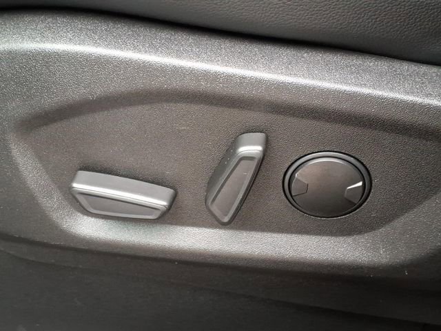 Used 2023 Ford Edge SEL w/ Convenience Package image 10