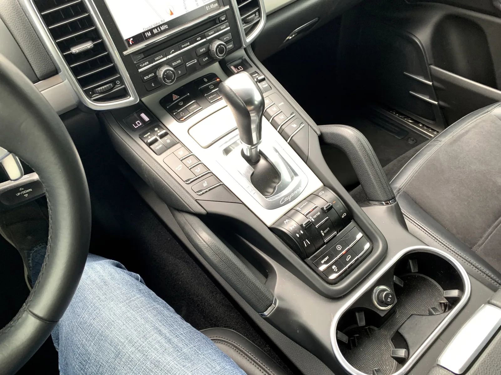 Used 2013 Porsche Cayenne GTS image 14