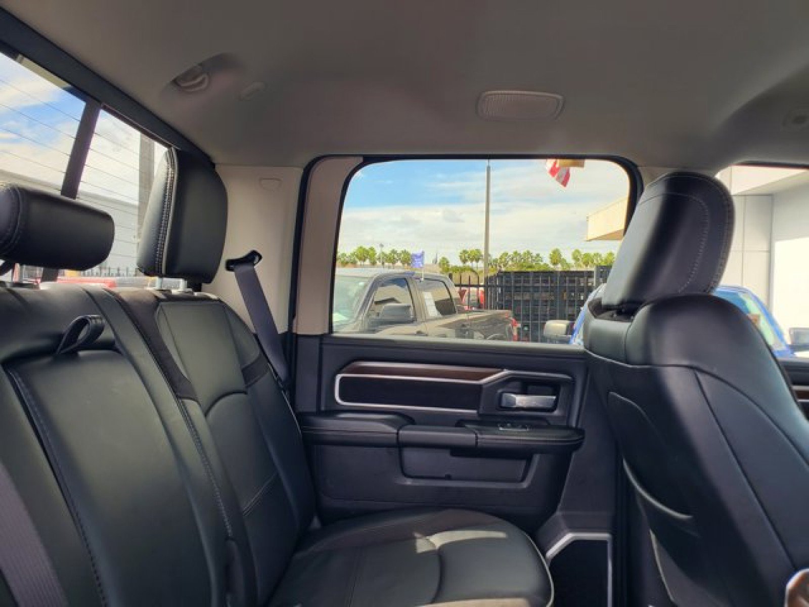 Used 2023 RAM 2500 Laramie image 31