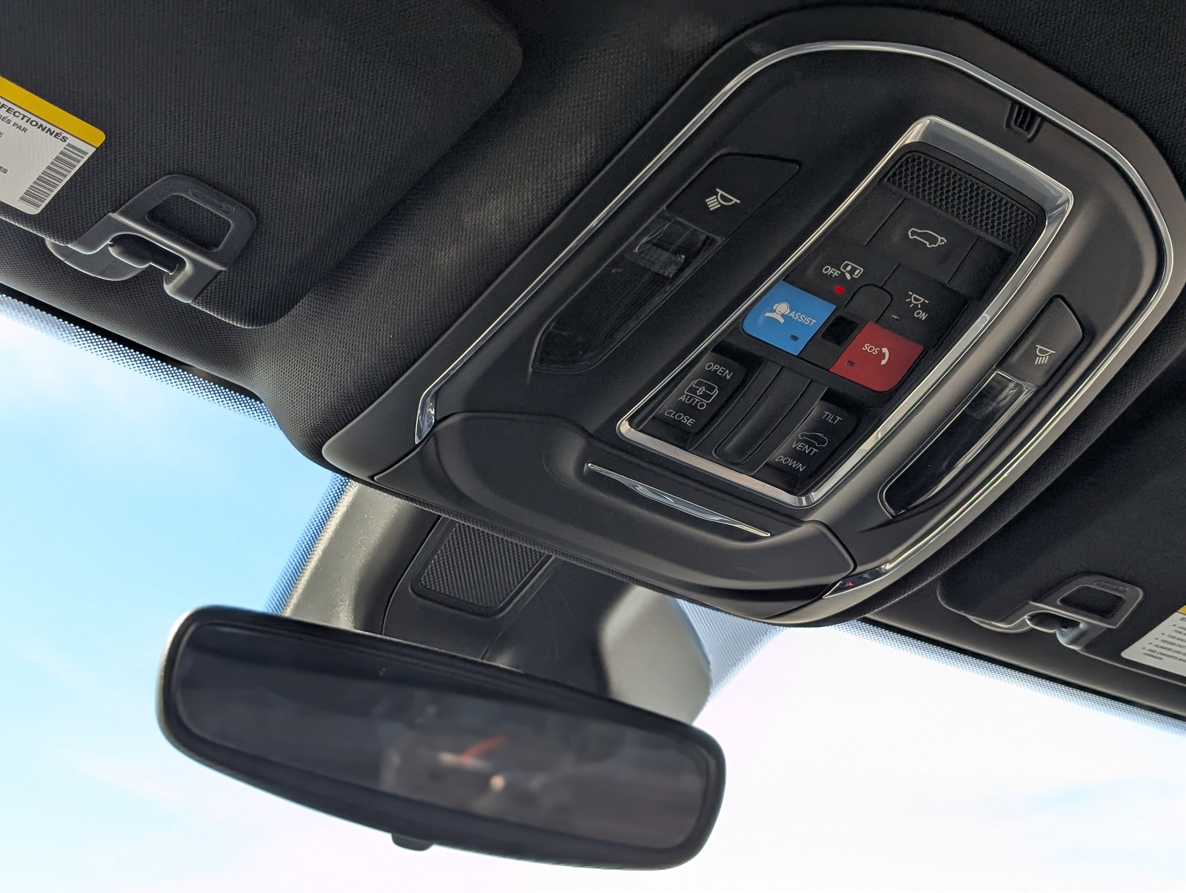 Used 2024 Jeep Grand Cherokee Altitude image 31