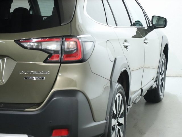 Used 2024 Subaru Outback Touring AWD/4WD image 45