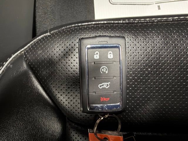 Used 2024 Jeep Grand Cherokee L Limited w/ Luxury Tech Group II AWD/4WD image 55