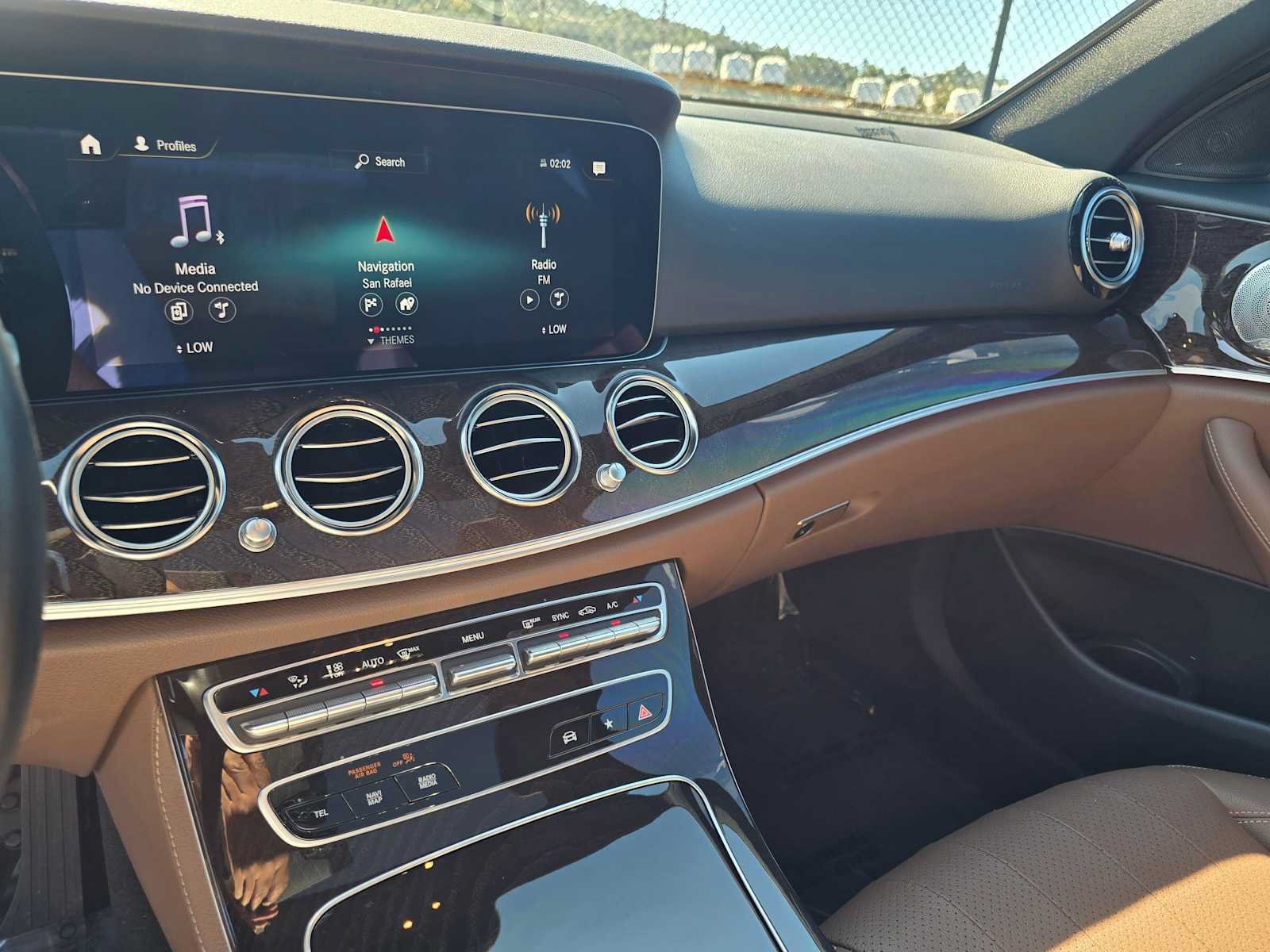 Used 2023 Mercedes-Benz E 350 Sedan image 27