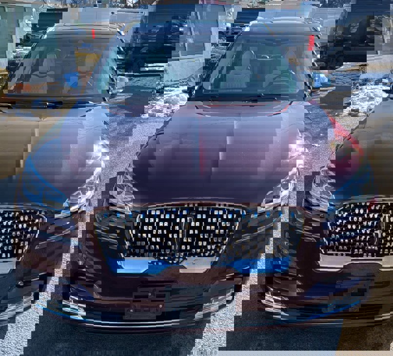 Used 2021 Lincoln Aviator Black Label w/ Dynamic Handling Package image 2