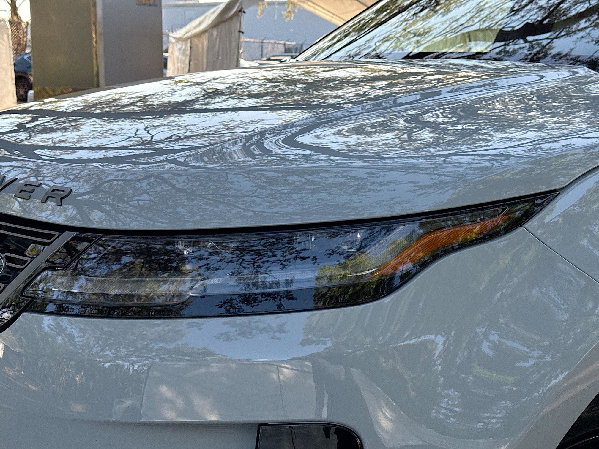 Used 2026 Land Rover Range Rover Evoque S image 9