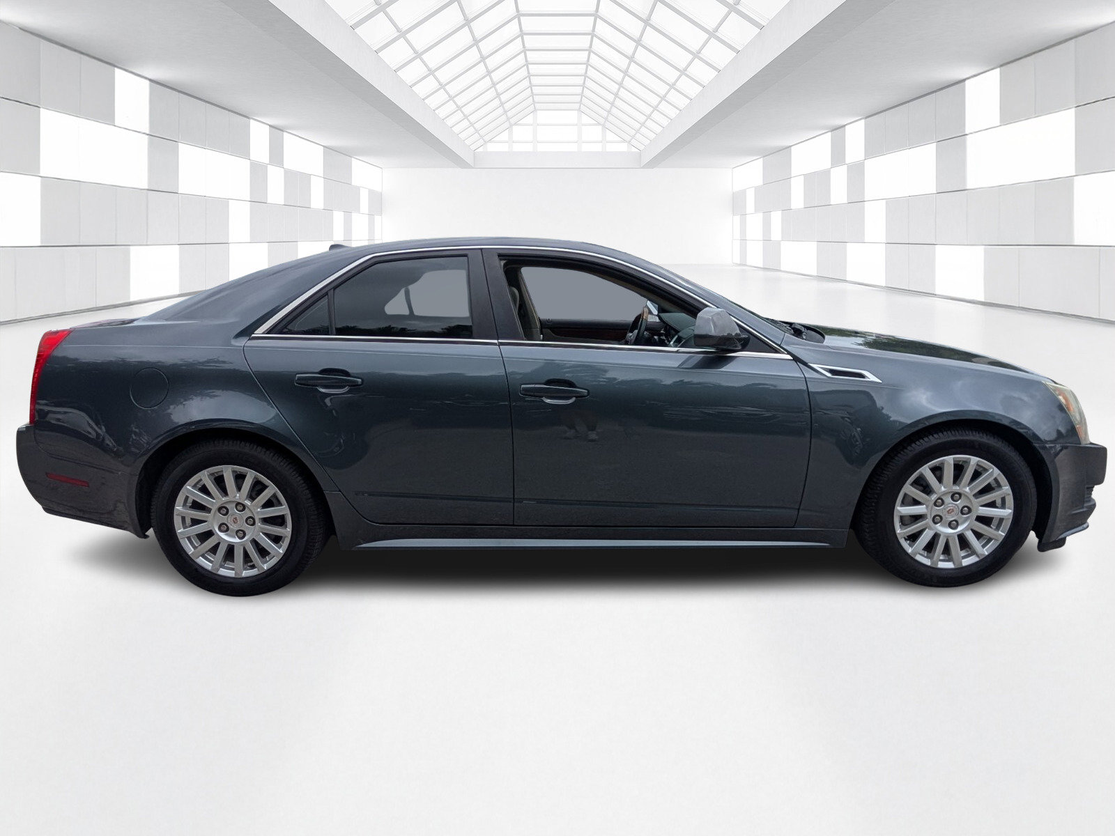 Used 2011 Cadillac CTS Luxury image 8