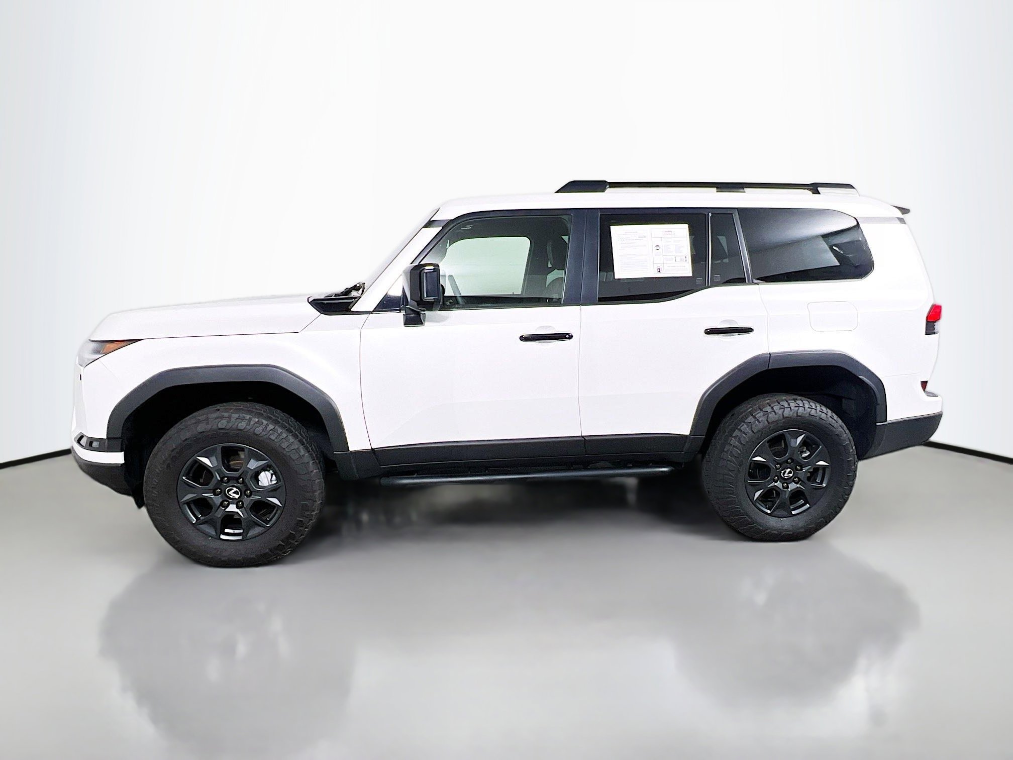 Used 2025 Lexus GX 550 image 9