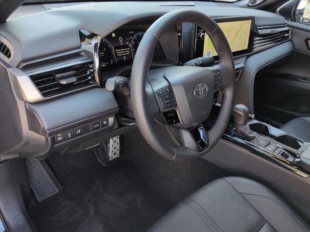 Used 2025 Toyota Camry XSE image 9