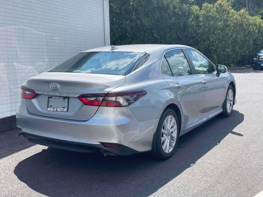 Used 2023 Toyota Camry LE AWD/4WD image 5