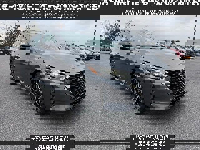 New 2025 Nissan Sentra SR w/ SR Premium Package