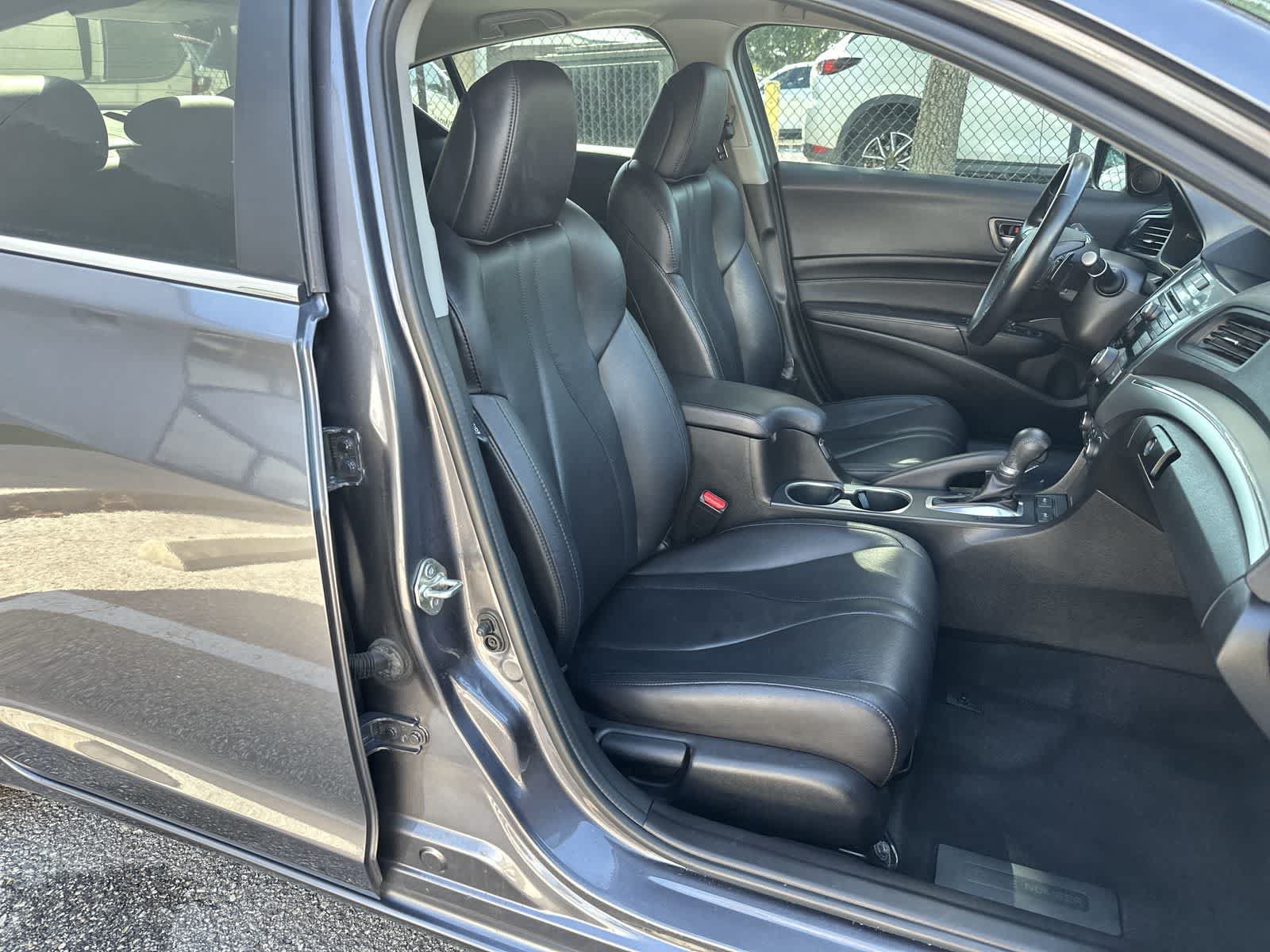 Used 2020 Acura ILX FWD image 9