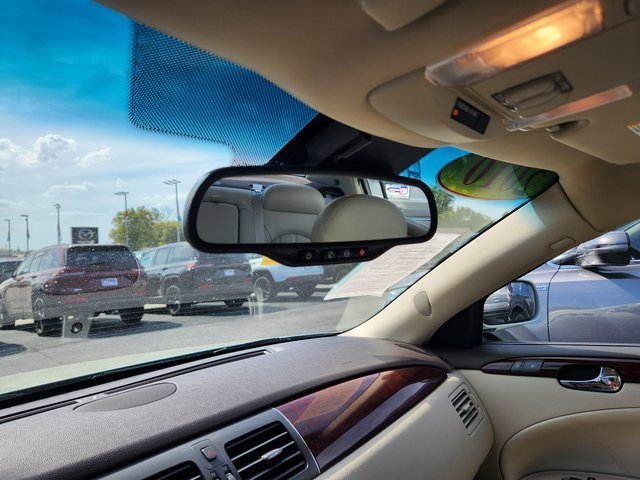 Used 2010 Buick Lucerne CXL image 13