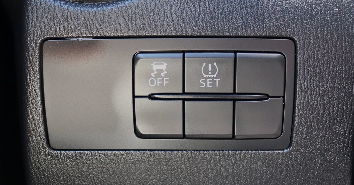 Used 2018 Toyota Yaris iA FWD image 41