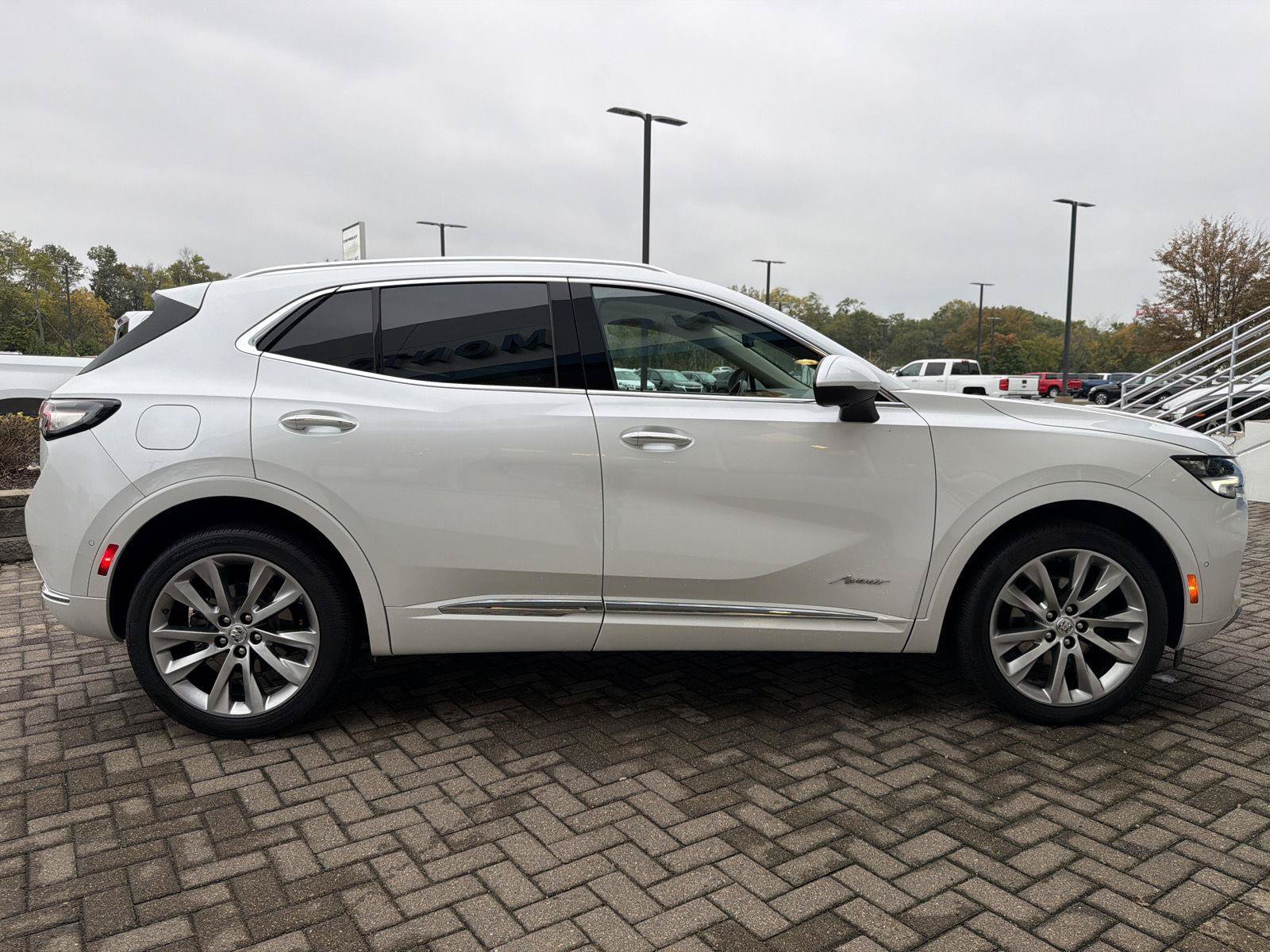 Used 2023 Buick Envision Avenir AWD/4WD image 6