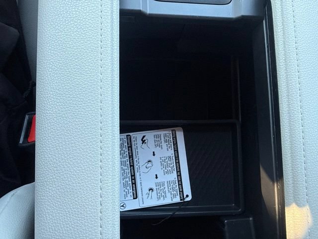 Used 2026 Toyota Grand Highlander XLE FWD image 30