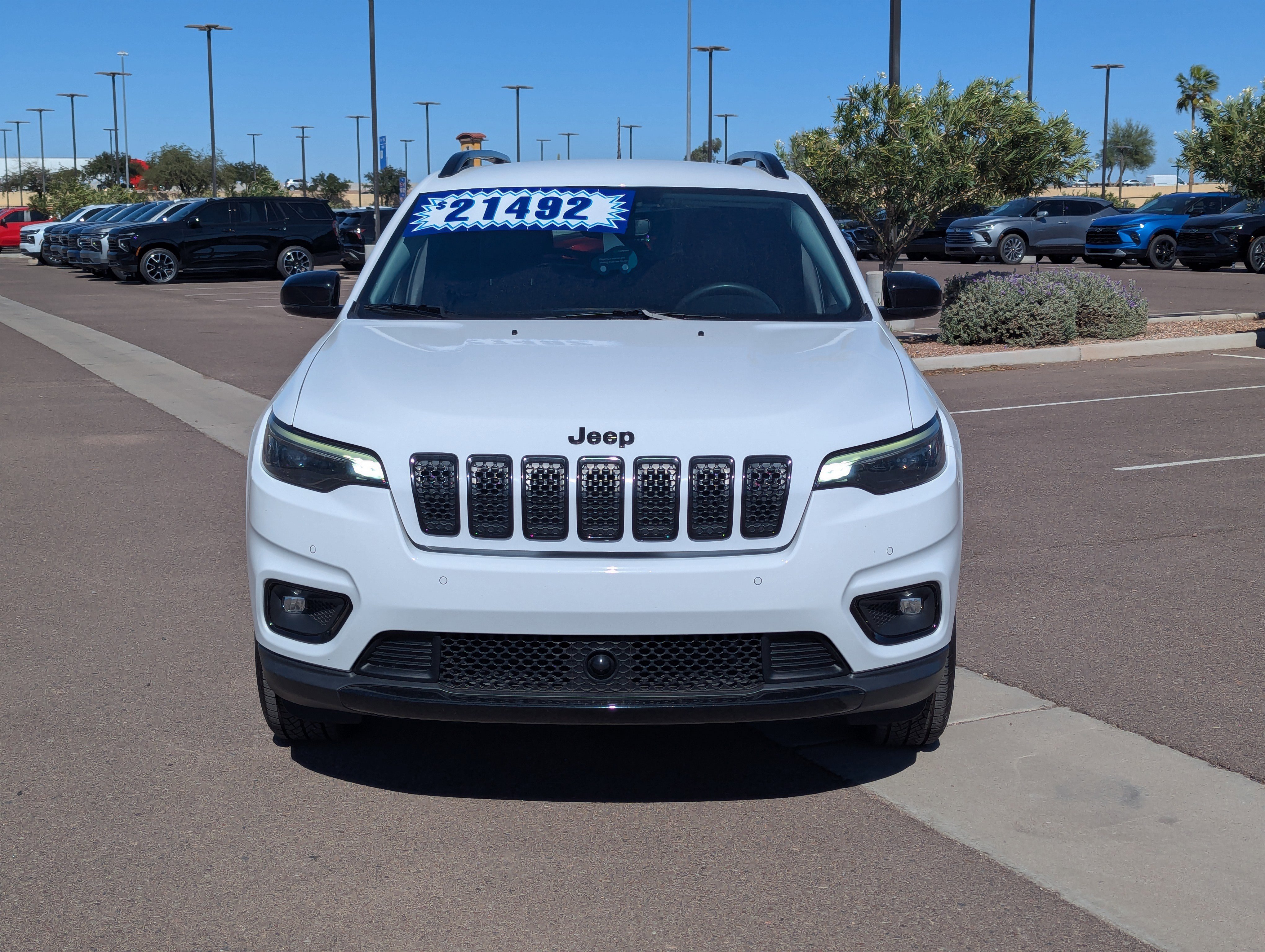 Used 2023 Jeep Cherokee Altitude Lux image 9