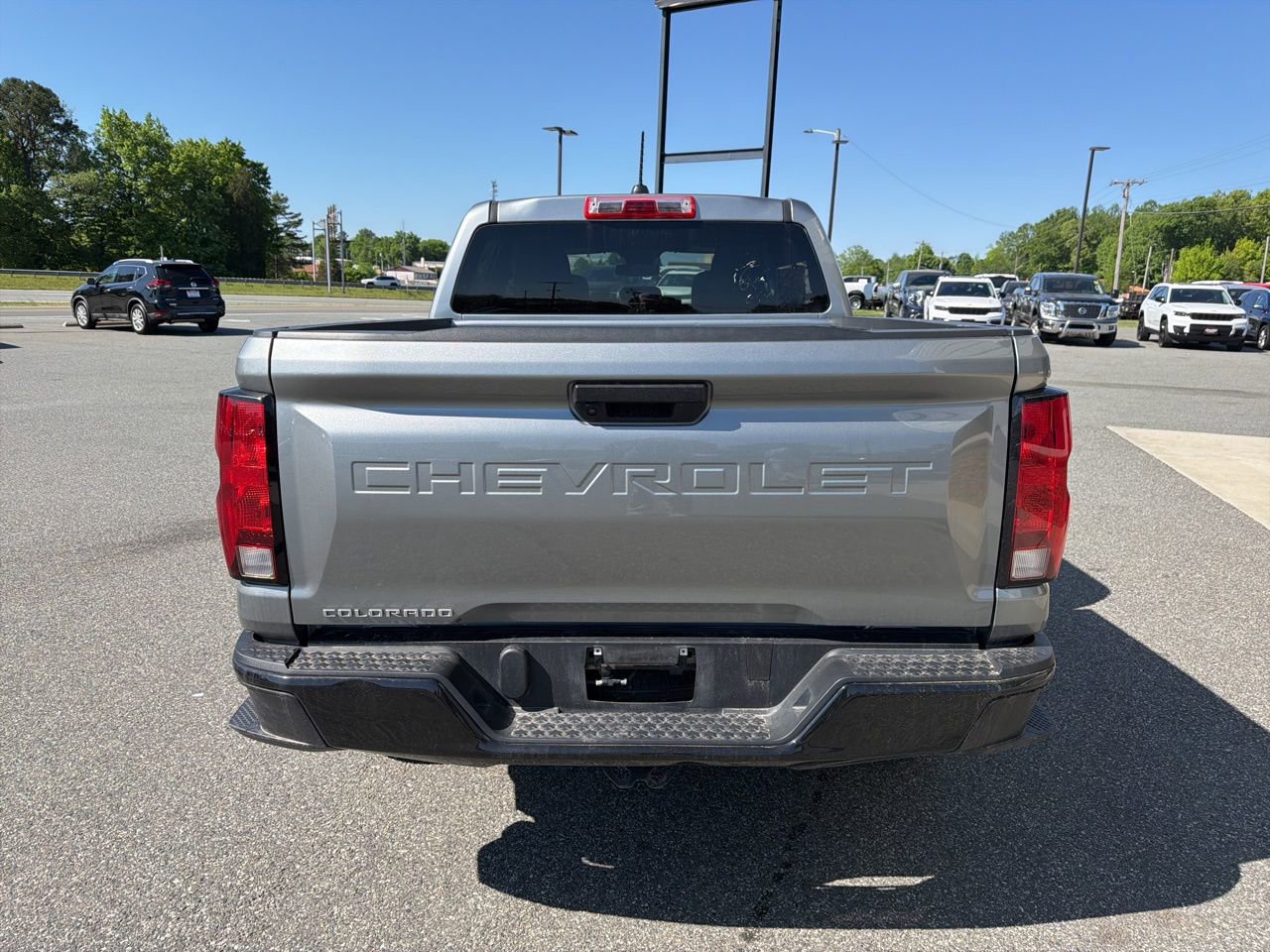Used 2024 Chevrolet Colorado W/T image 7