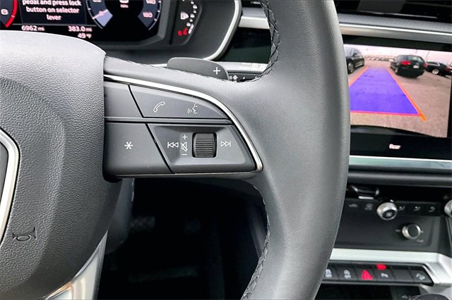 Used 2025 Audi Q3 2.0T Premium w/ Convenience Package image 21