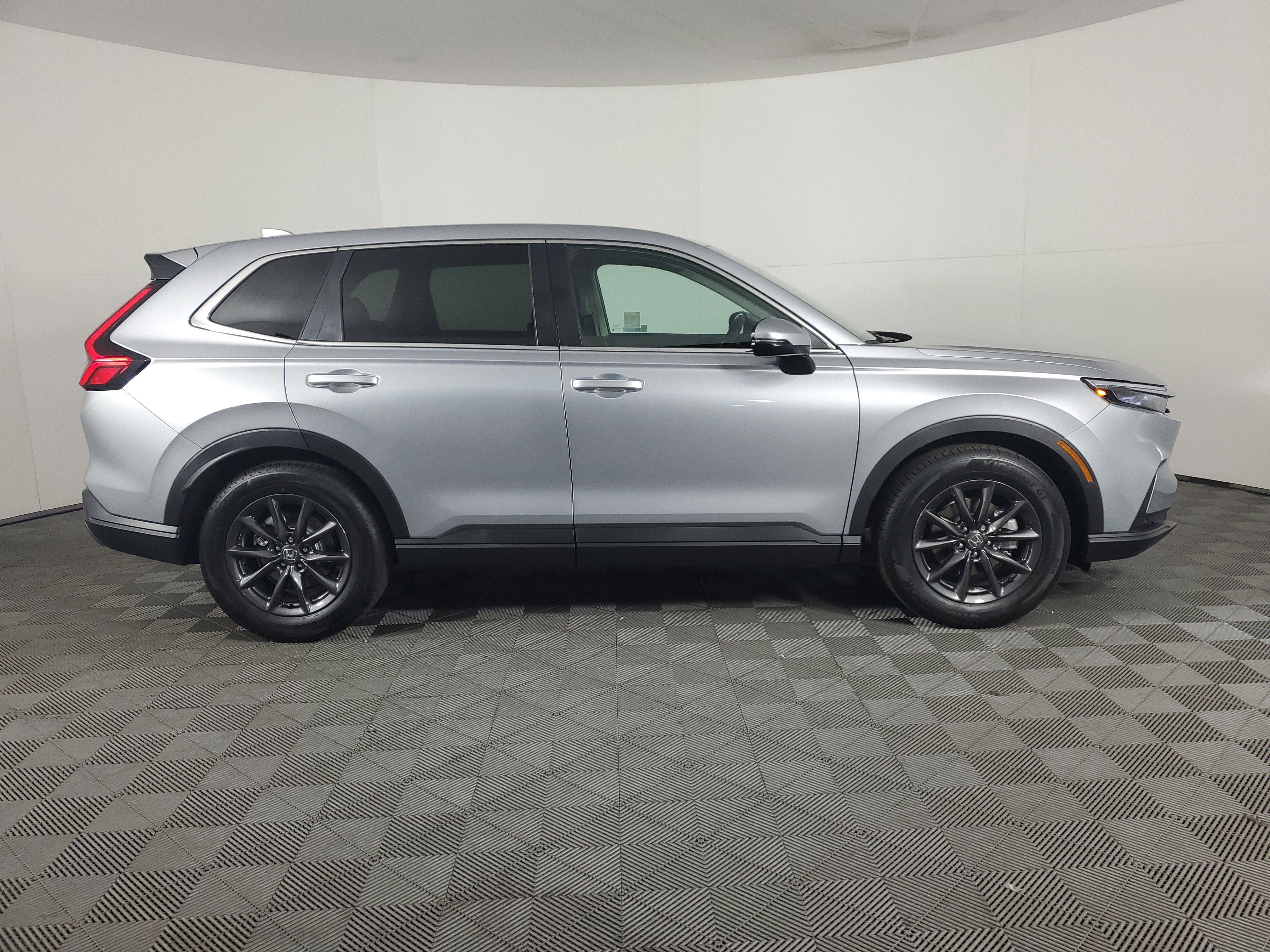 Certified 2026 Honda CR-V EX-L image 3