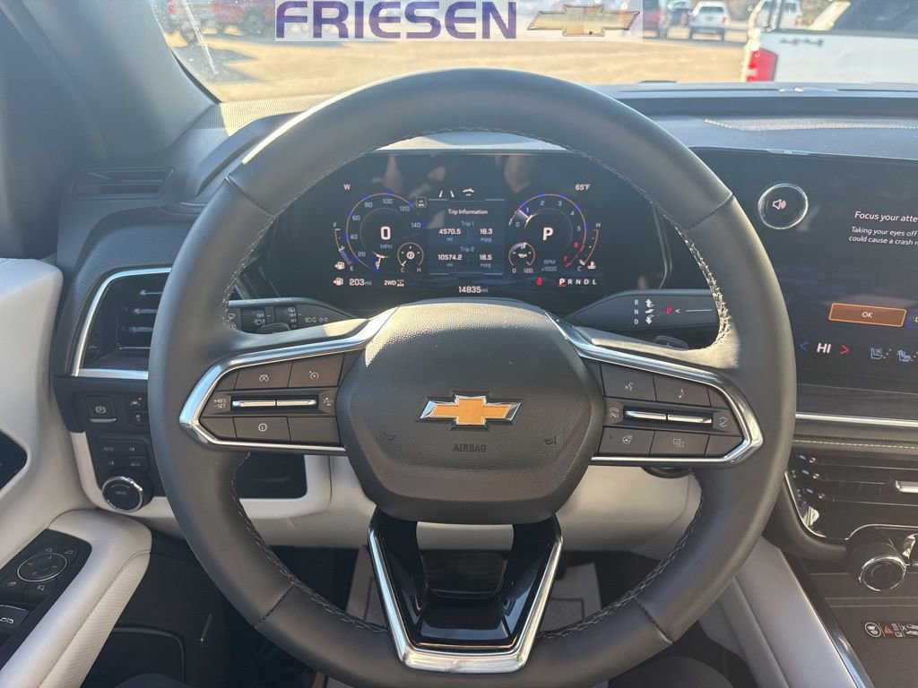 Used 2025 Chevrolet Suburban Premier image 14