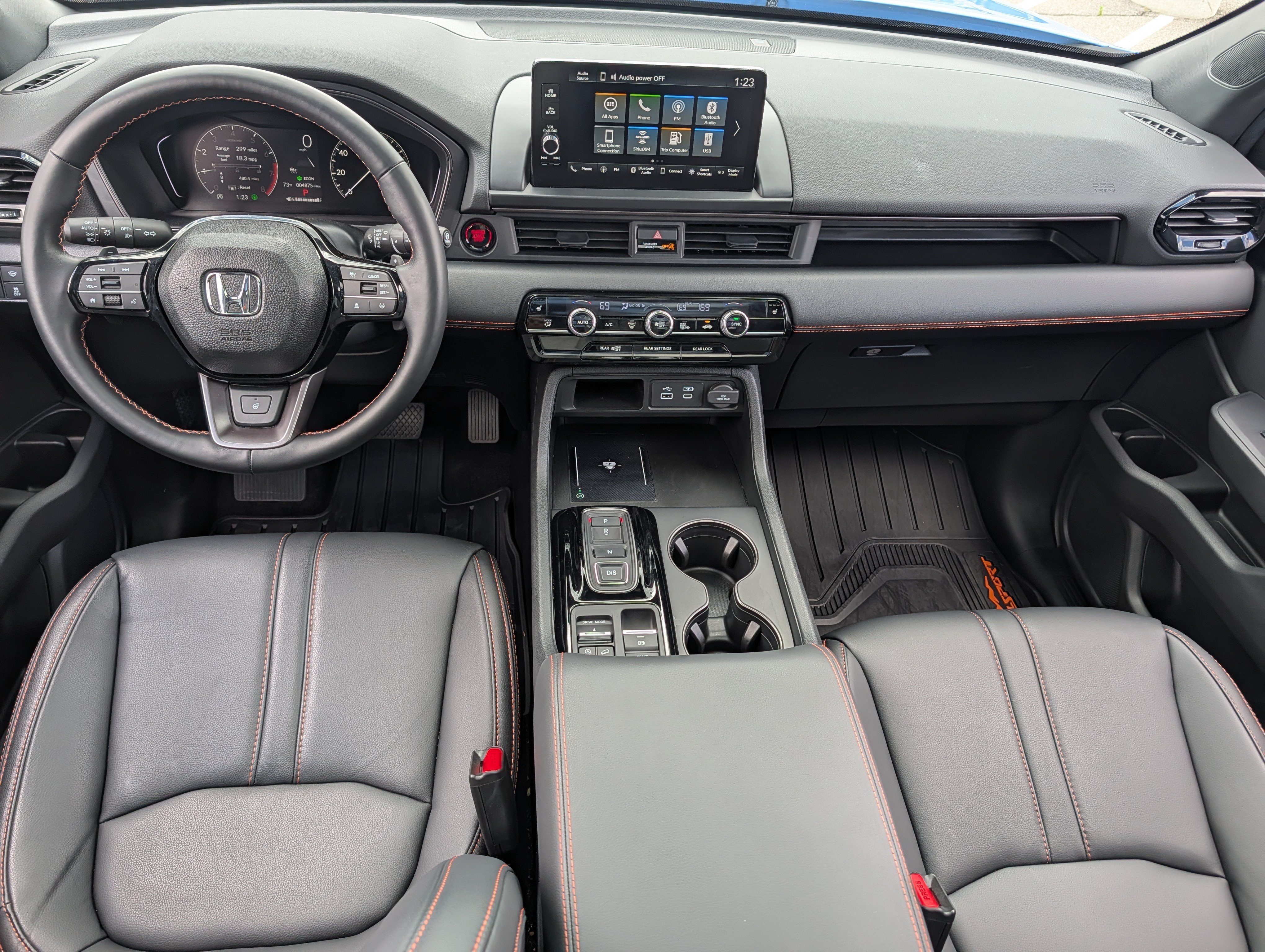 Certified 2025 Honda Pilot TrailSport image 12