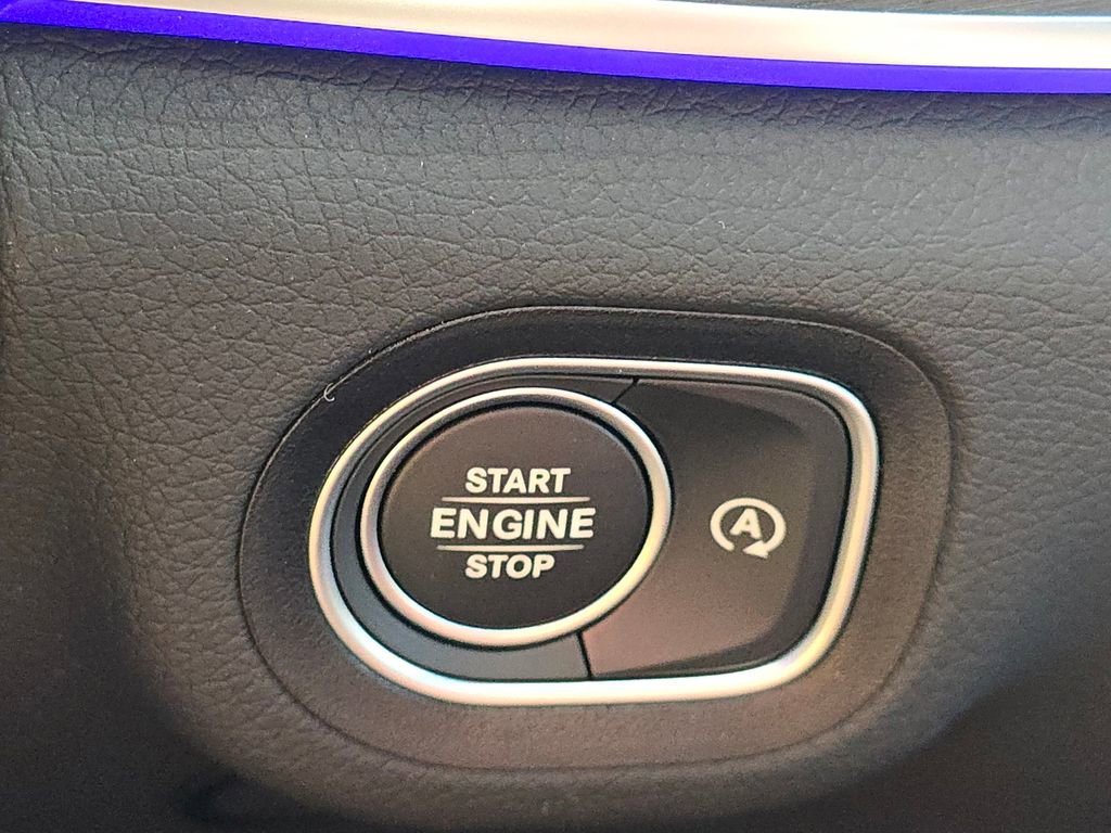 New 2026 Mercedes-Benz GLS 450 4MATIC image 39