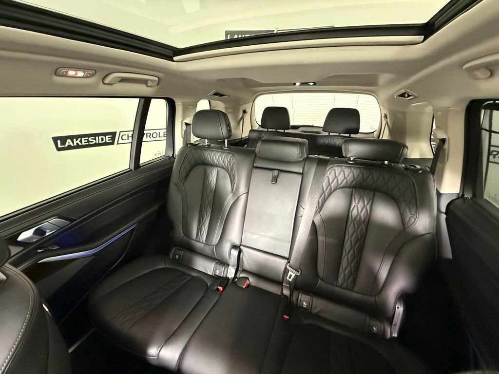Used 2025 BMW X7 xDrive40i image 40