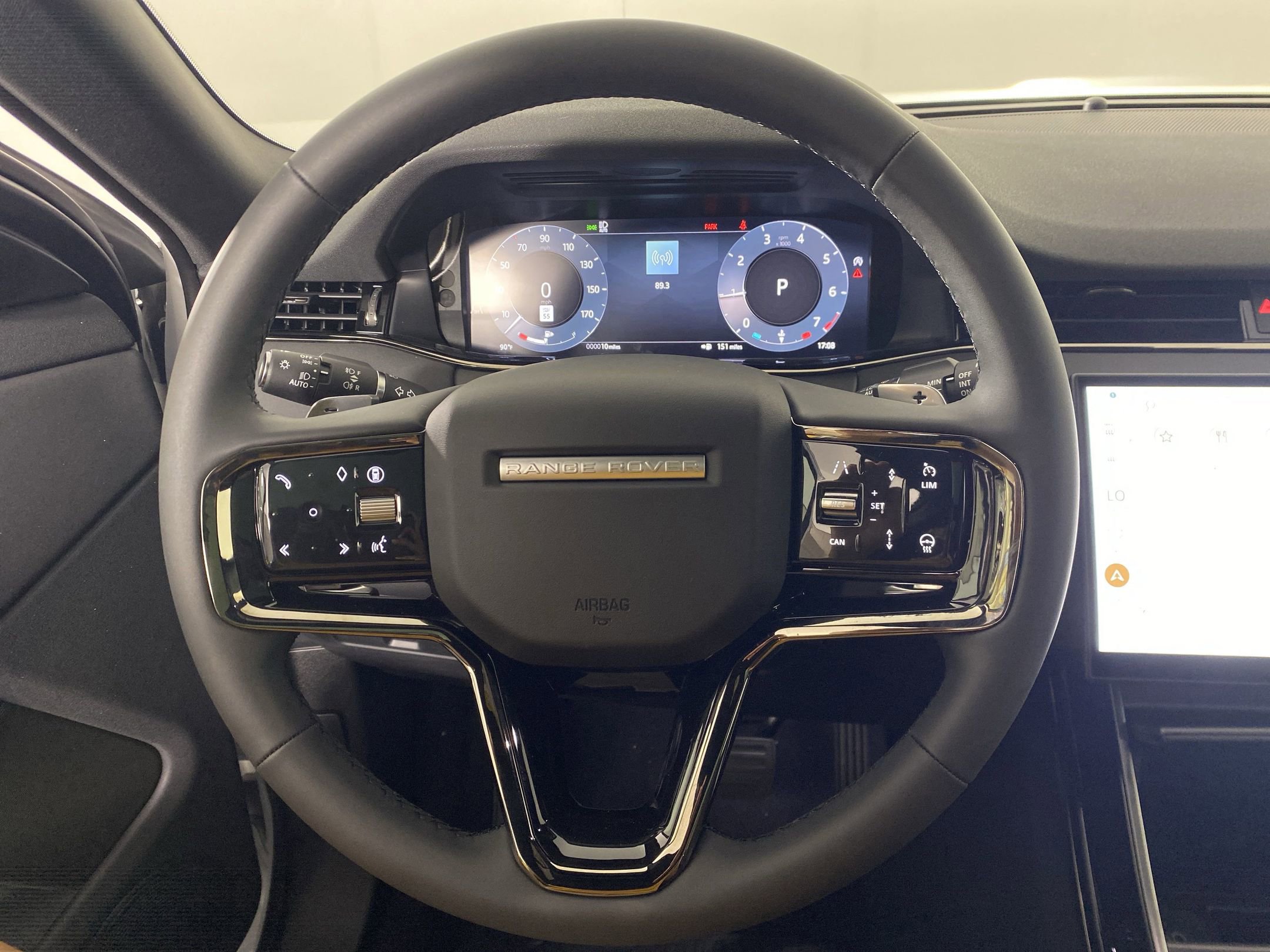 Used 2026 Land Rover Range Rover Evoque S image 14