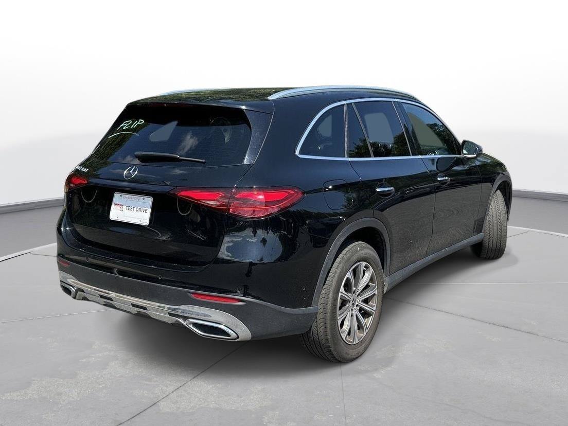 Used 2024 Mercedes-Benz GLC 300 image 6