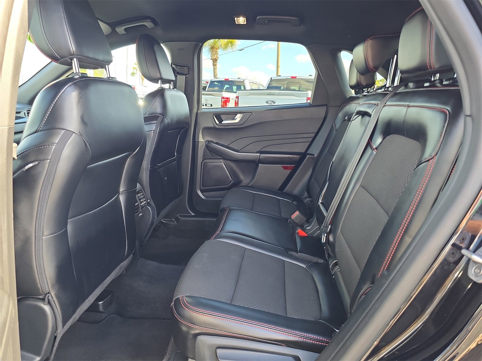 Certified 2024 Ford Escape ST-Line image 12