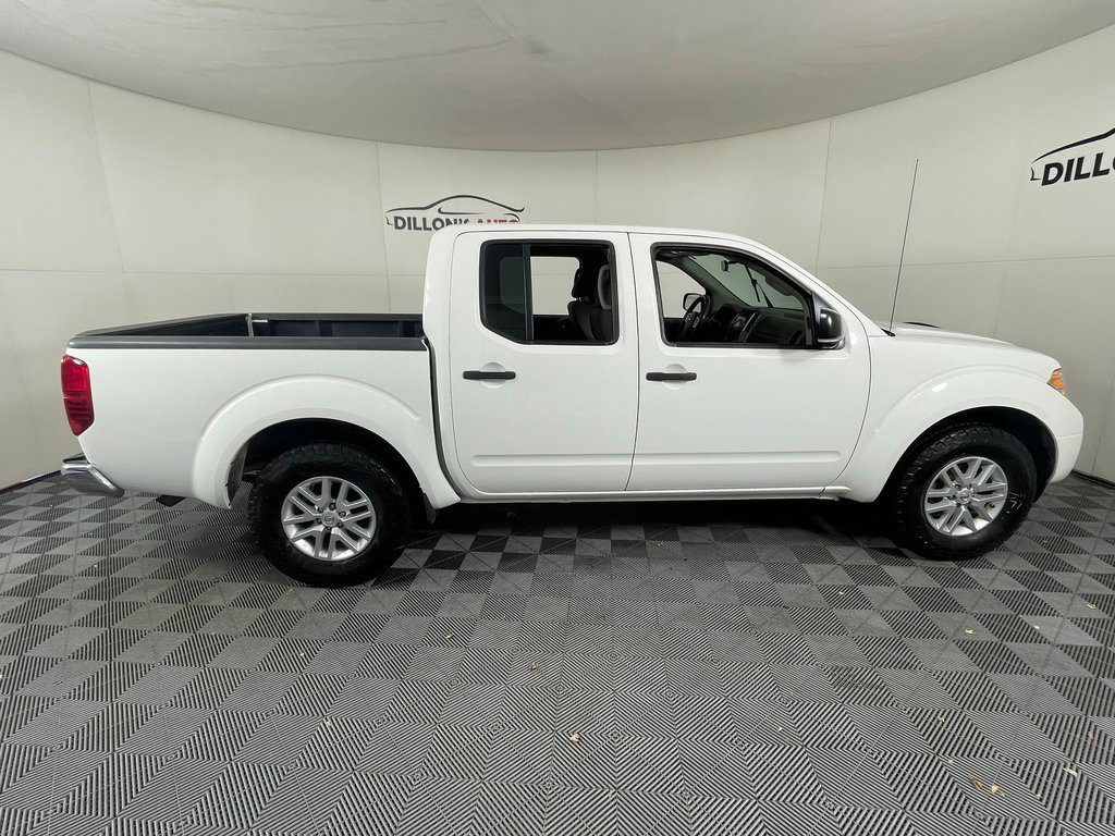 Used 2017 Nissan Frontier SV image 8