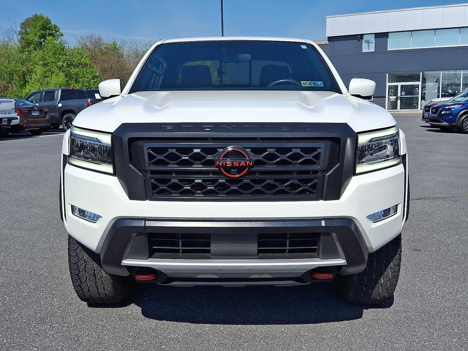 Certified 2024 Nissan Frontier PRO-4X w/ Pro Convenience Package AWD/4WD image 2