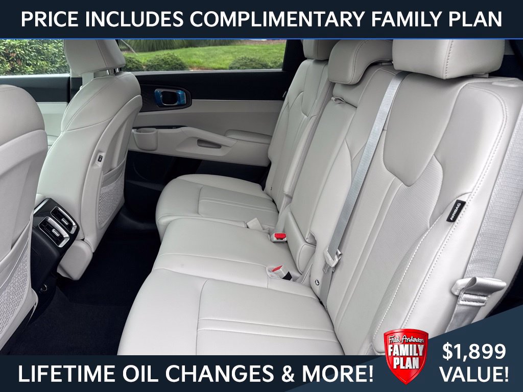 New 2026 Kia Sorento S w/ S Panoramic Sunroof Package FWD image 11