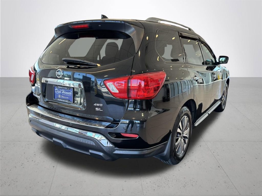 Used 2019 Nissan Pathfinder SL AWD/4WD image 7