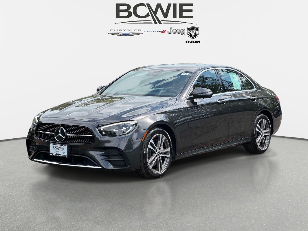 Used 2023 Mercedes-Benz E 350 4MATIC Sedan image 5