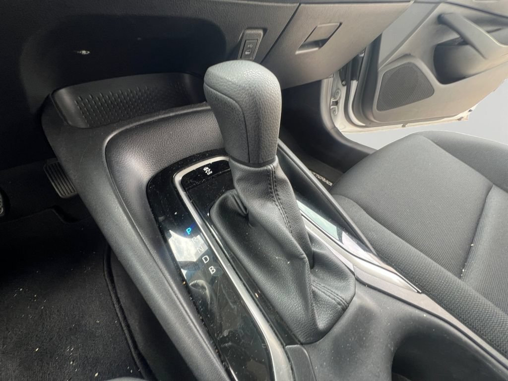 Used 2025 Toyota Corolla LE FWD image 18