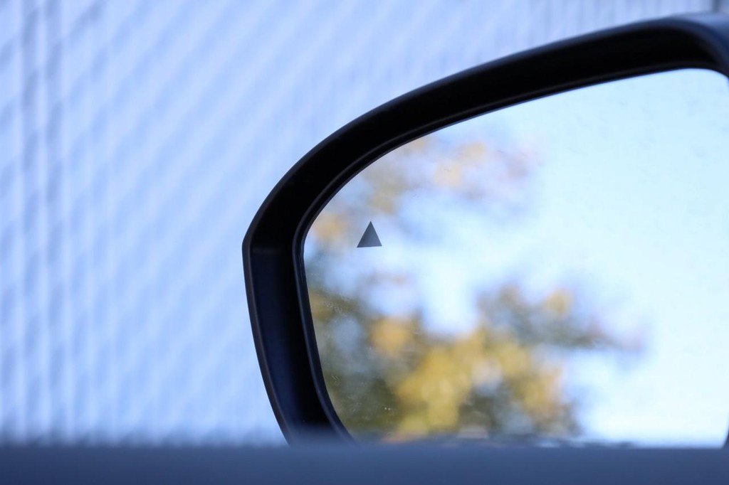 New 2026 Nissan Kicks SV image 20