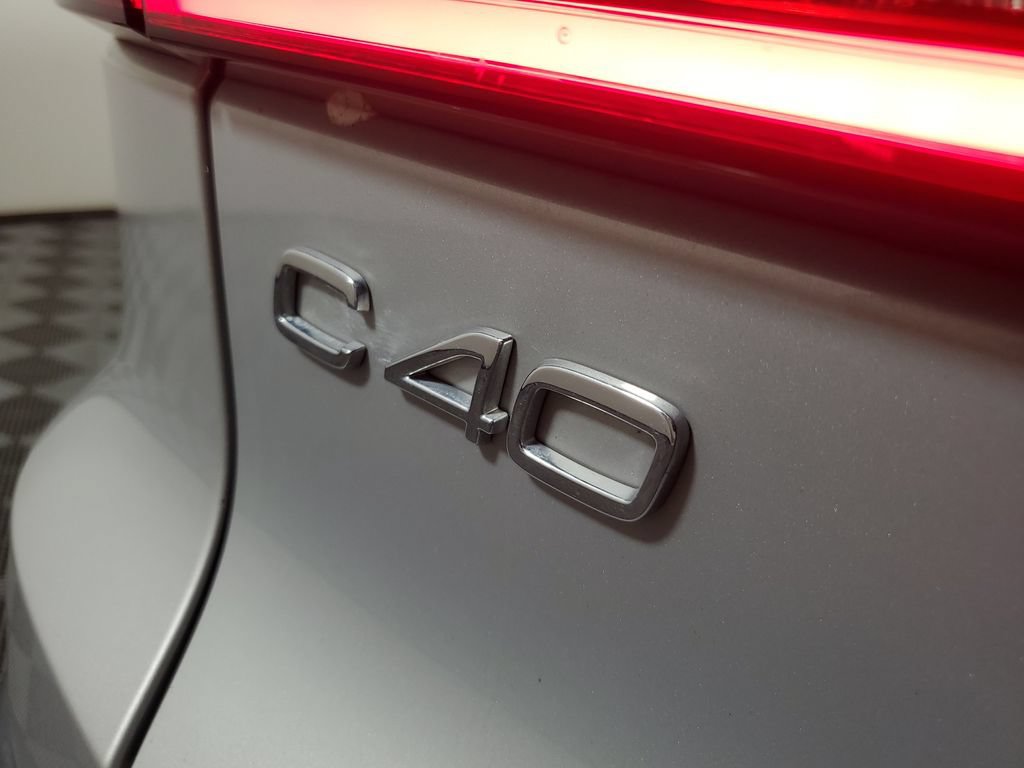 Certified 2024 Volvo C40 P8 Recharge Ultimate w/ Protection Package Premier RWD image 10